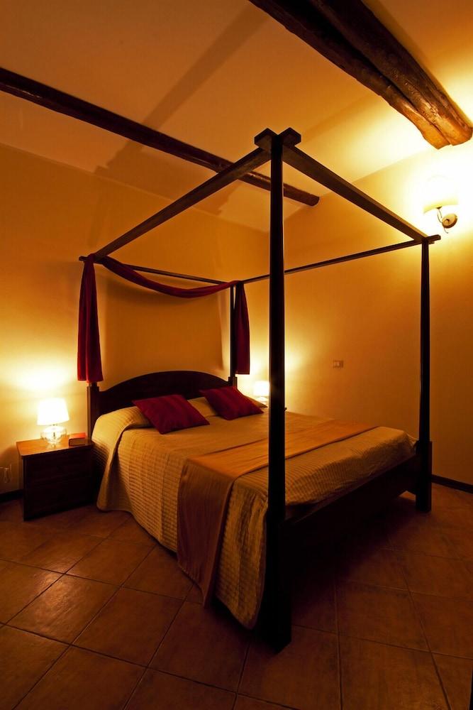 B&B Cortile Di Venere Trapani Bagian luar foto